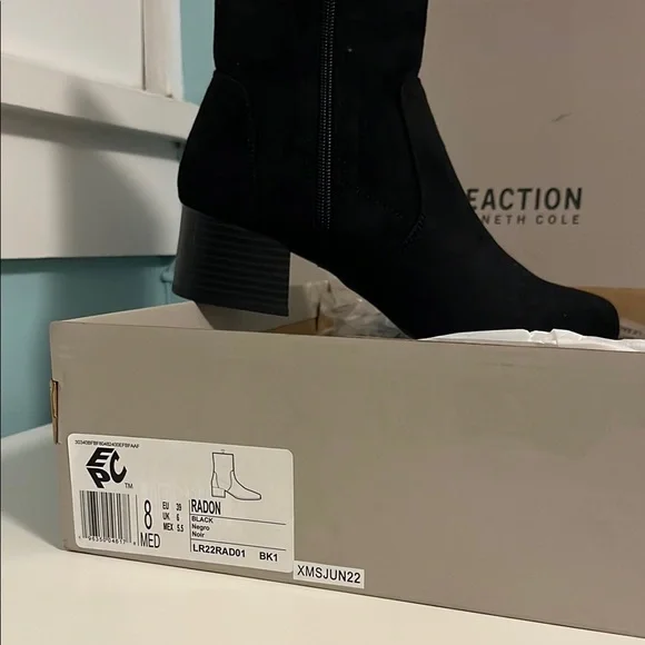 Kenneth Cole Reaction Women's Black Mid-Calf Boots - Picture 2 of 3